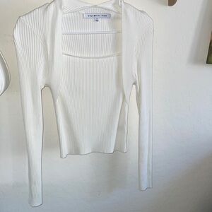 6/$19🦋 white long sleeve